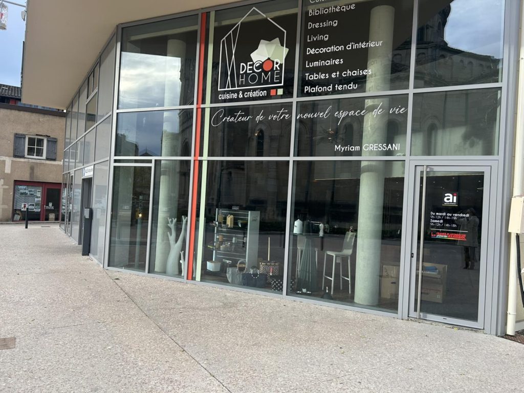Showroom France Plafondécor à Mâcon 71 Saône et Loire
